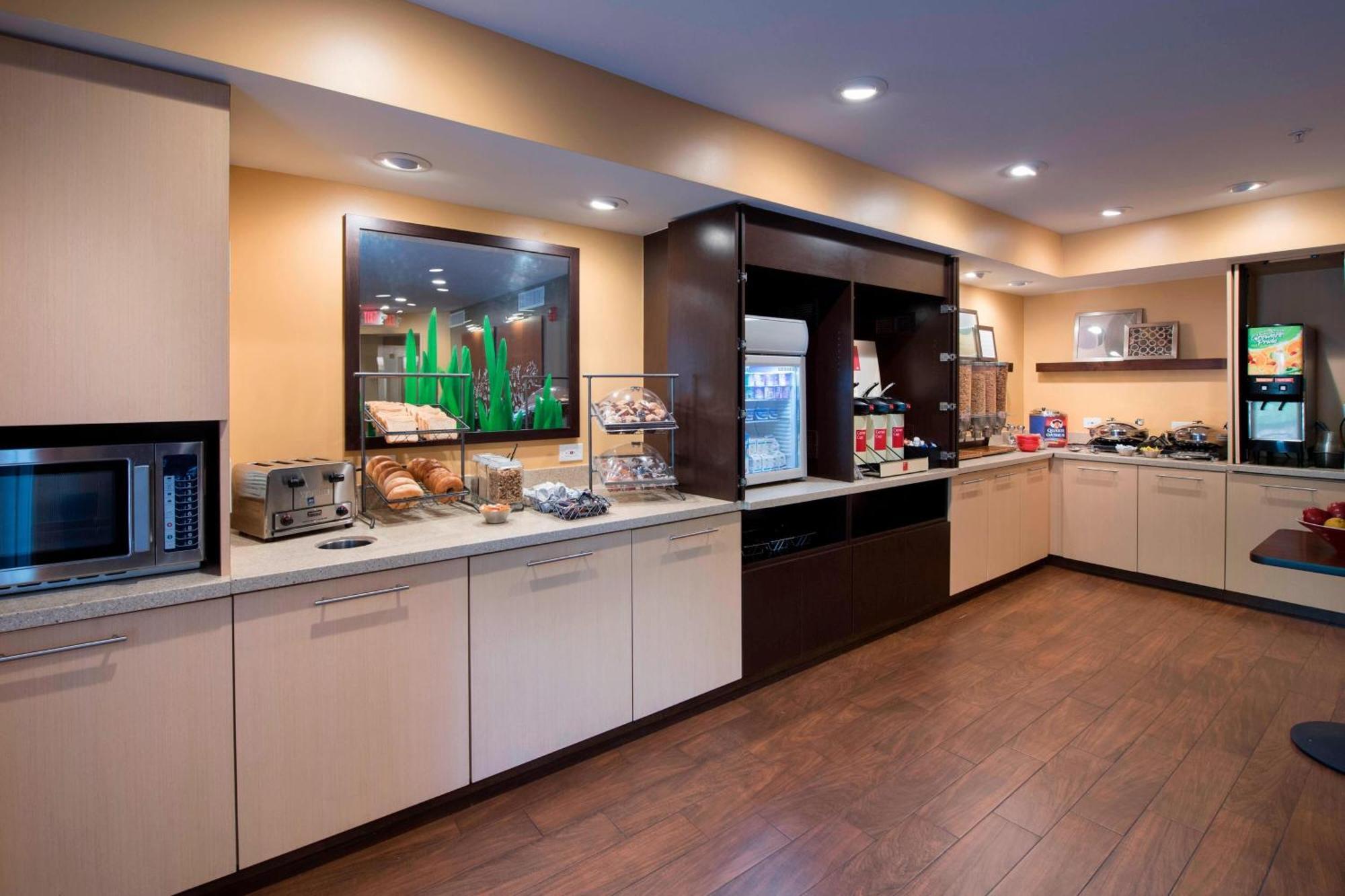 Towneplace Suites By Marriott Atlanta Alpharetta Exterior photo